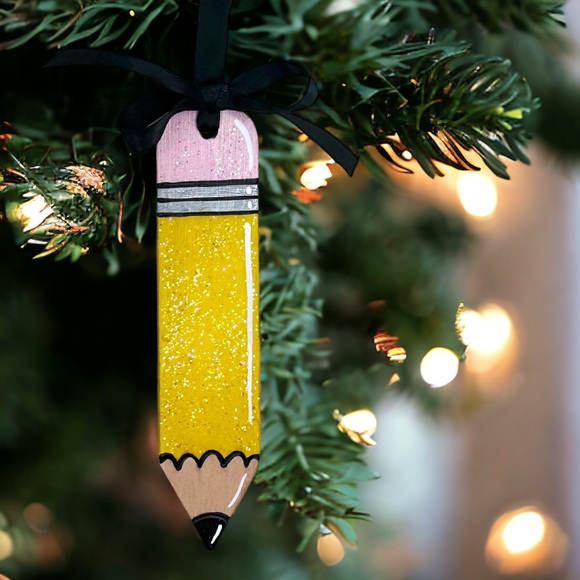 Personalized Ornament Perfect for Celebrating Your Child's First Year of School - Picture 9 of 11